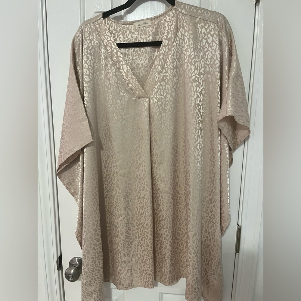 Oversized tunic